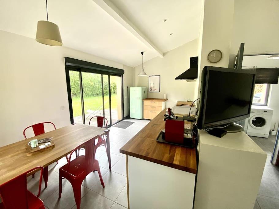 La Lande - Petite Maison Avec Jardin Vendat Eksteriør bilde